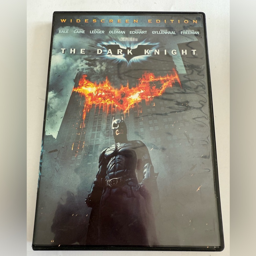 The Dark Night Widescreen Edition DVD